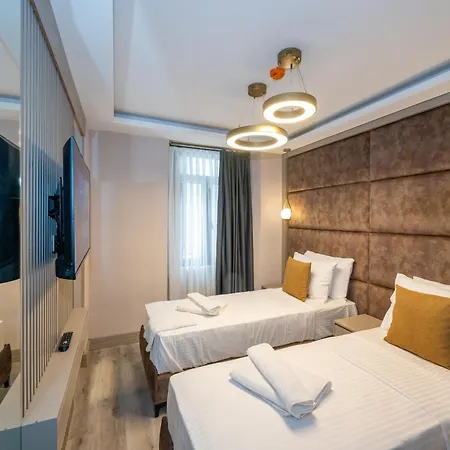 Hotell Massimo 3*