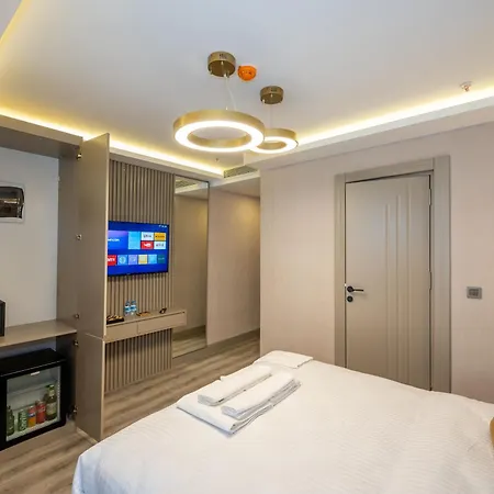 Massimo Hotel 3*