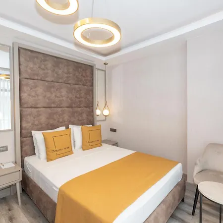 Massimo Hotel 3*