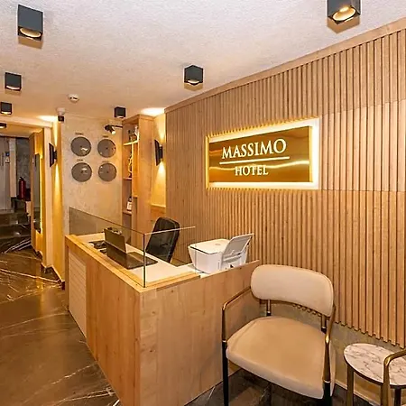 Massimo Istambul